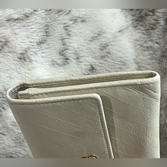 CHANEL Camélia wallet vintage - Picture 10 of 15